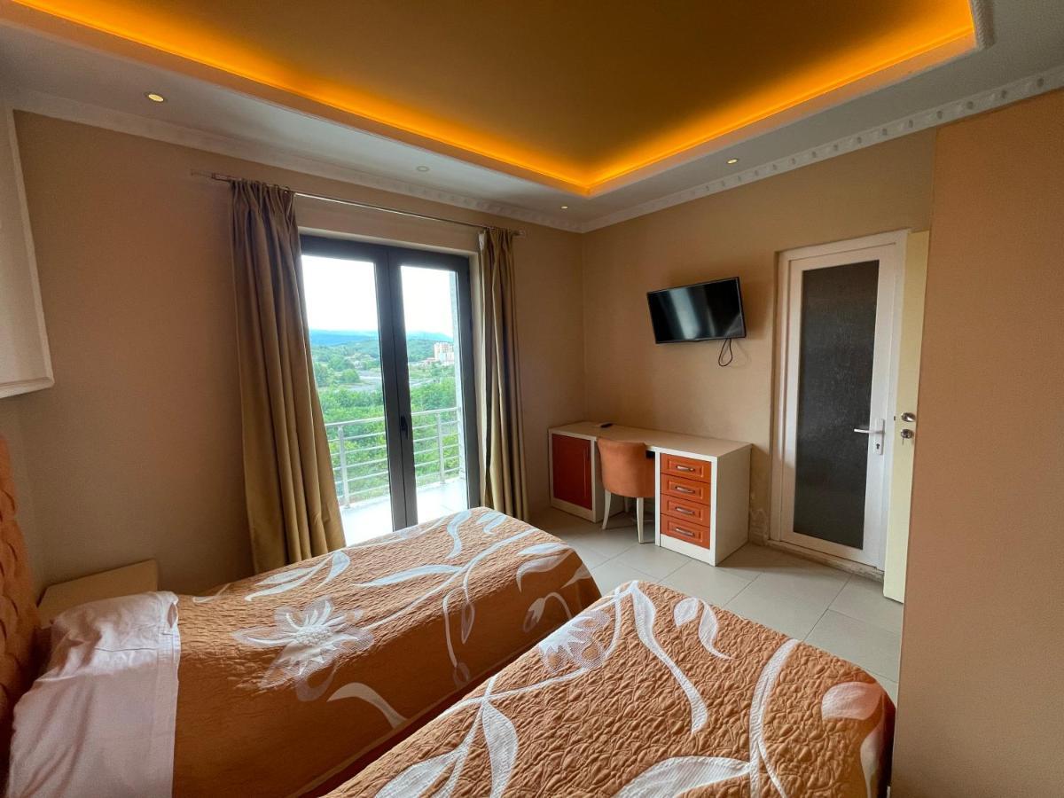 Hotel Kthella Resort Rreshen Extérieur photo